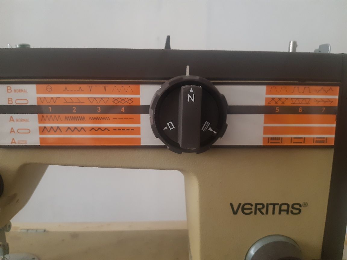 Швейная машина Veritas   8014/43 Германия