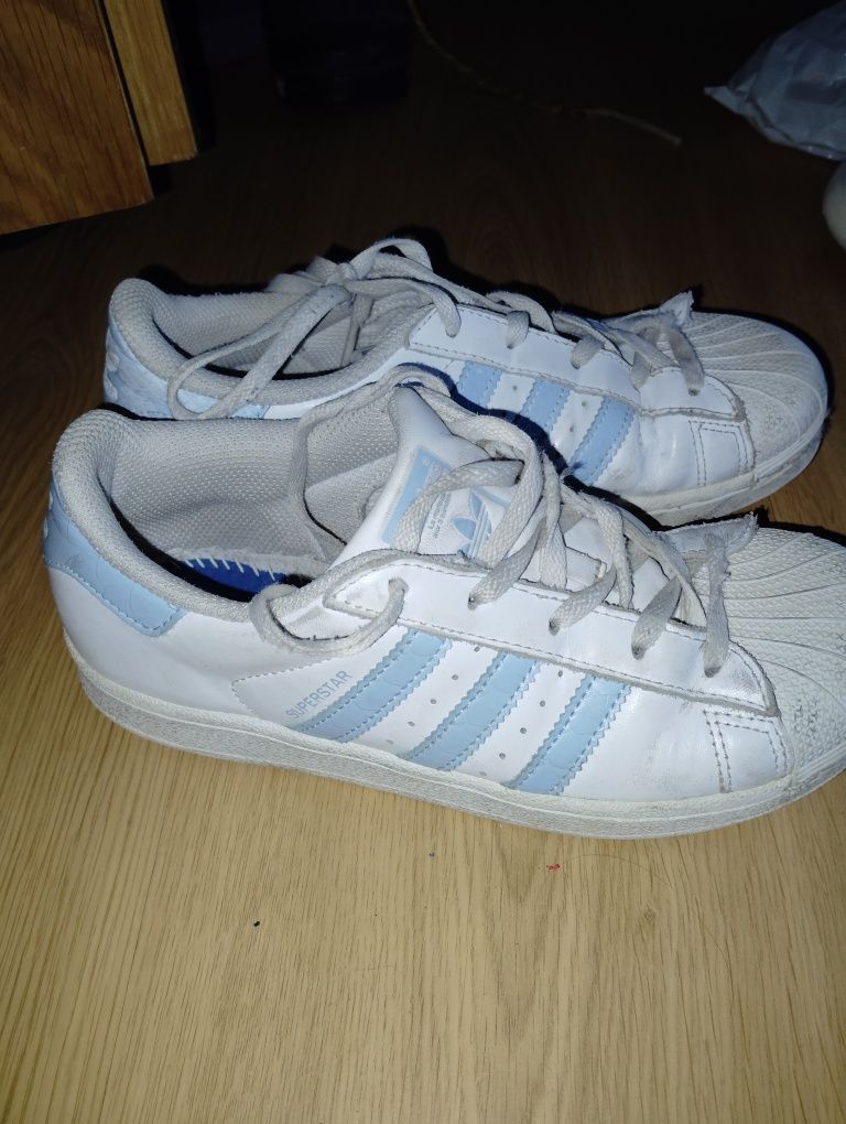 Sapatilhas adidas superstar