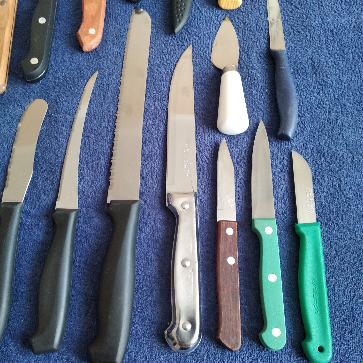 Noże kolekcja komplet zbiór zestaw nóż 22 sztuki