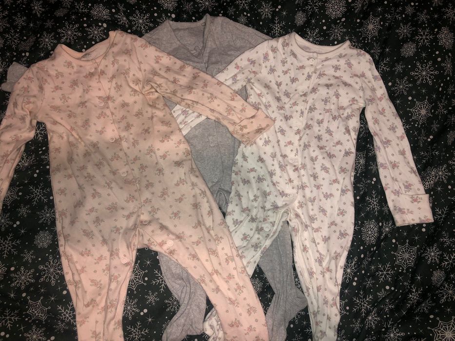 Дитячий одяг, більшість речей для дівчинки (є і нейтральні)