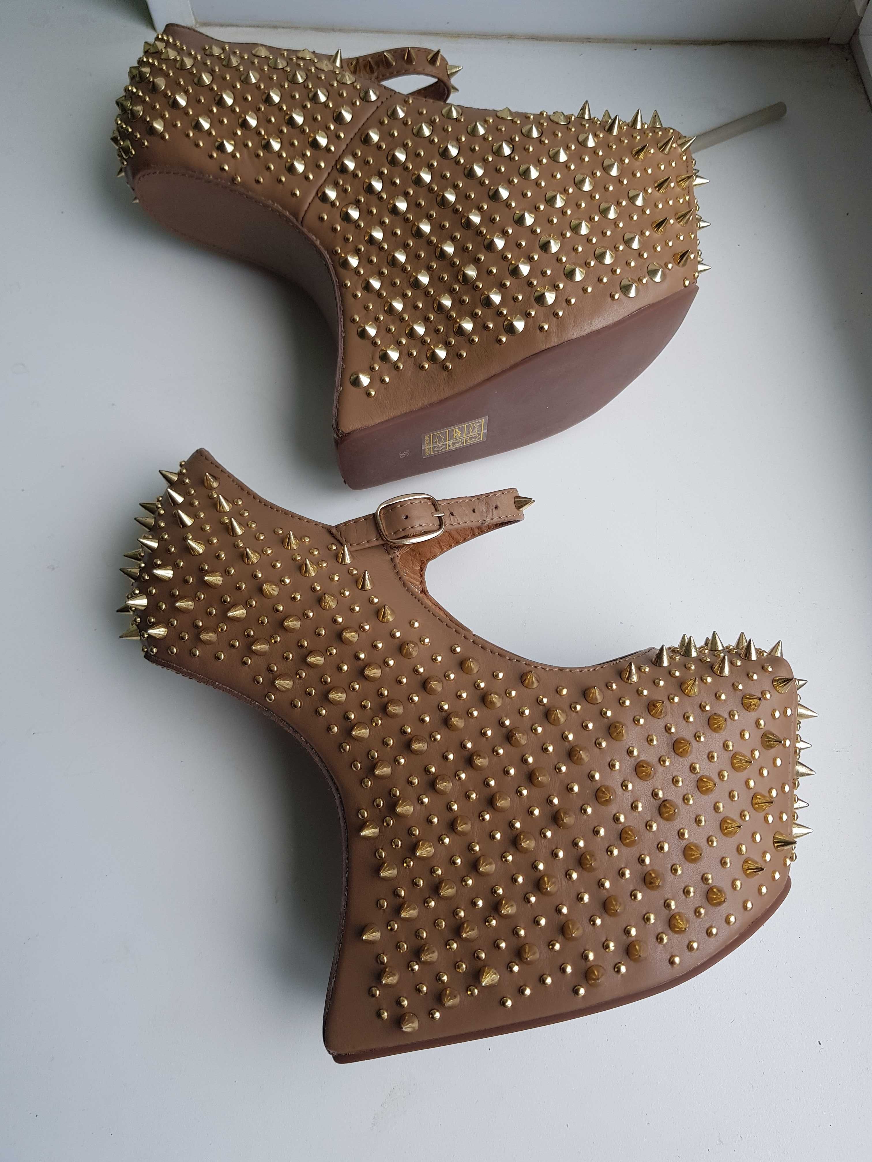 Жіночі туфлі на підборах Jeffrey Campbell