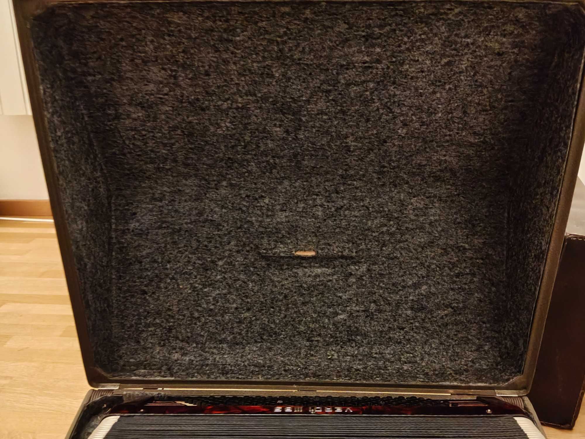 Akordeon HOHNER Verdi III B5