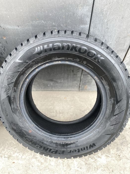 Прода комплект зимової гуми резини шини 195 70 14 r14