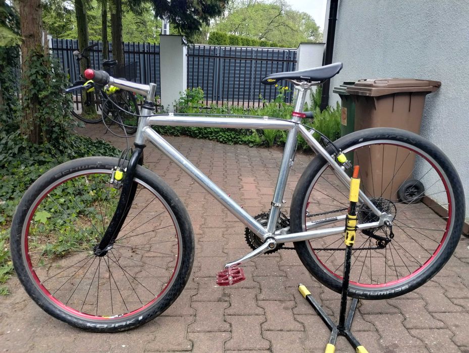 Rower górski wysokiej klasy podzespoły