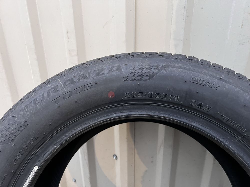 2 opony letnie Demo 205/60/16 Bridgestone Turanza T005