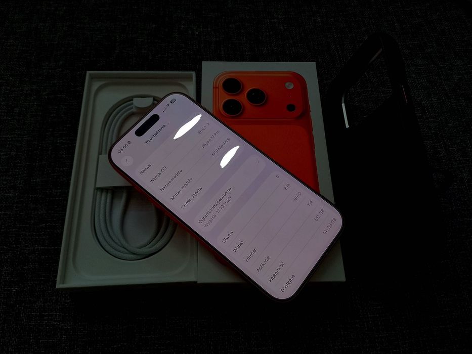 Iphone 17 pro z pamięcią 512 GB kupiony 17.10.2025 w ispot