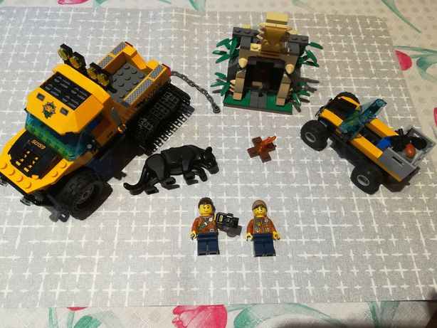 LEGO City 60159 Misja półgąsienicowej terenówki