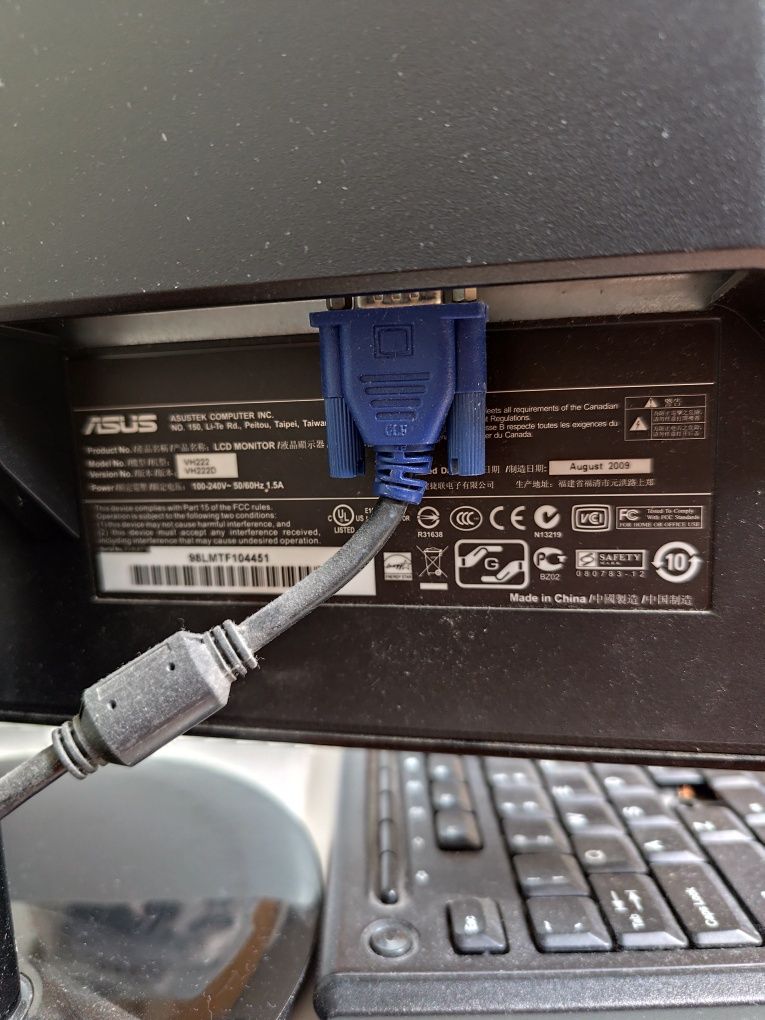 Sprzedam monitor do komputera