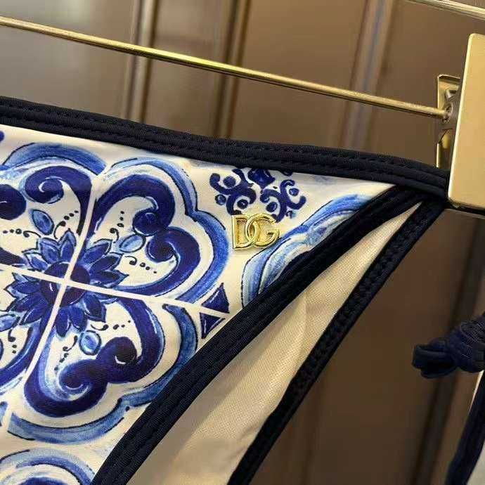 Damski strój kąpielowy bikini od reki 03-21