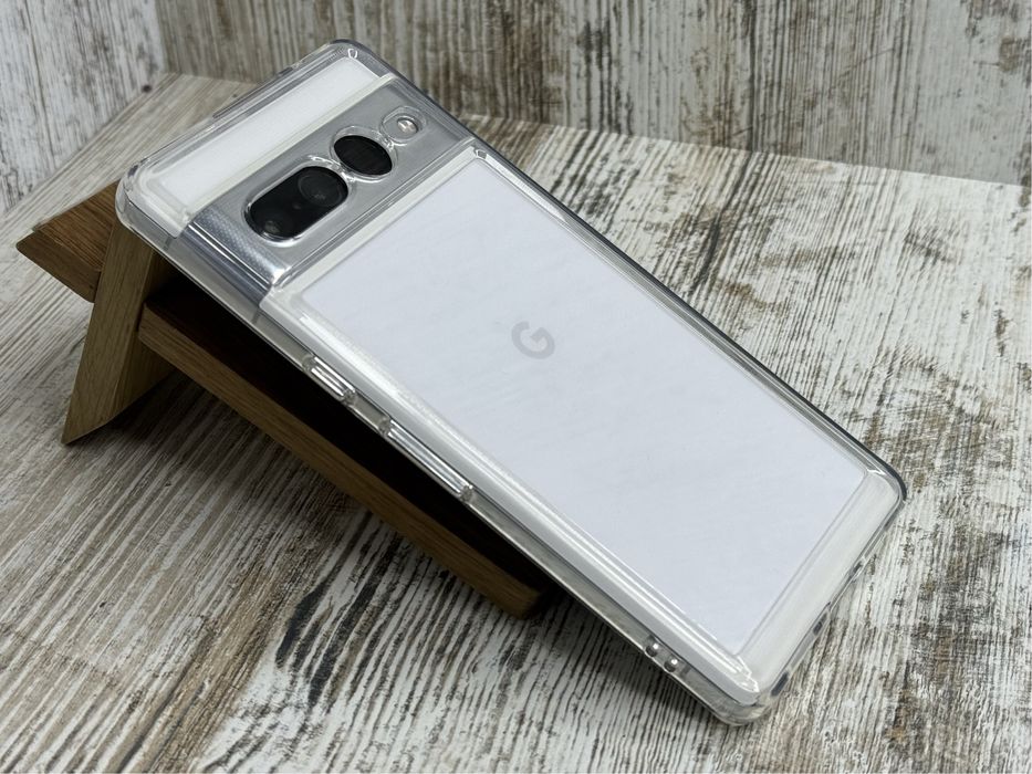 Чехол прозрачный на Google Pixel 7 Pro. Чохол