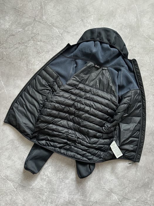 Мужской микропуховик Berghaus hydroloft.