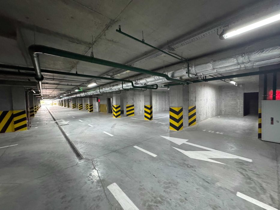 Продам паркомісце Жк Нова Англія, Максимовича