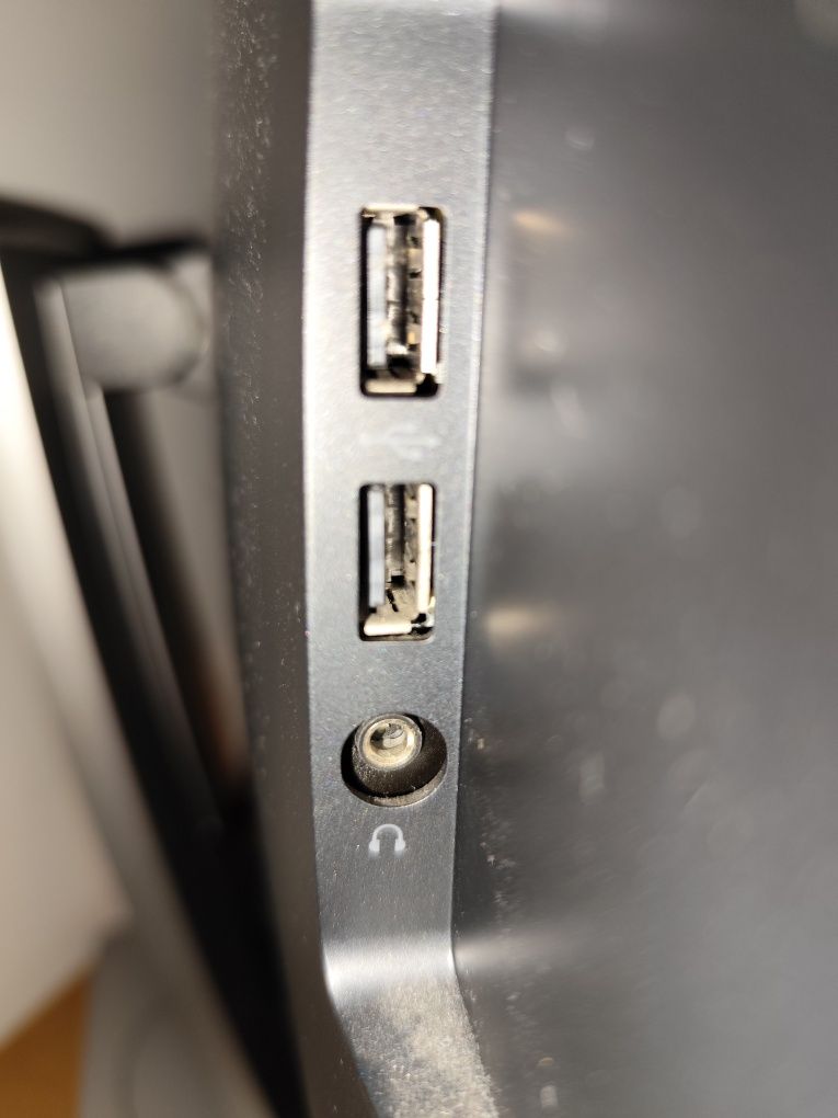 Monitor HP E240C