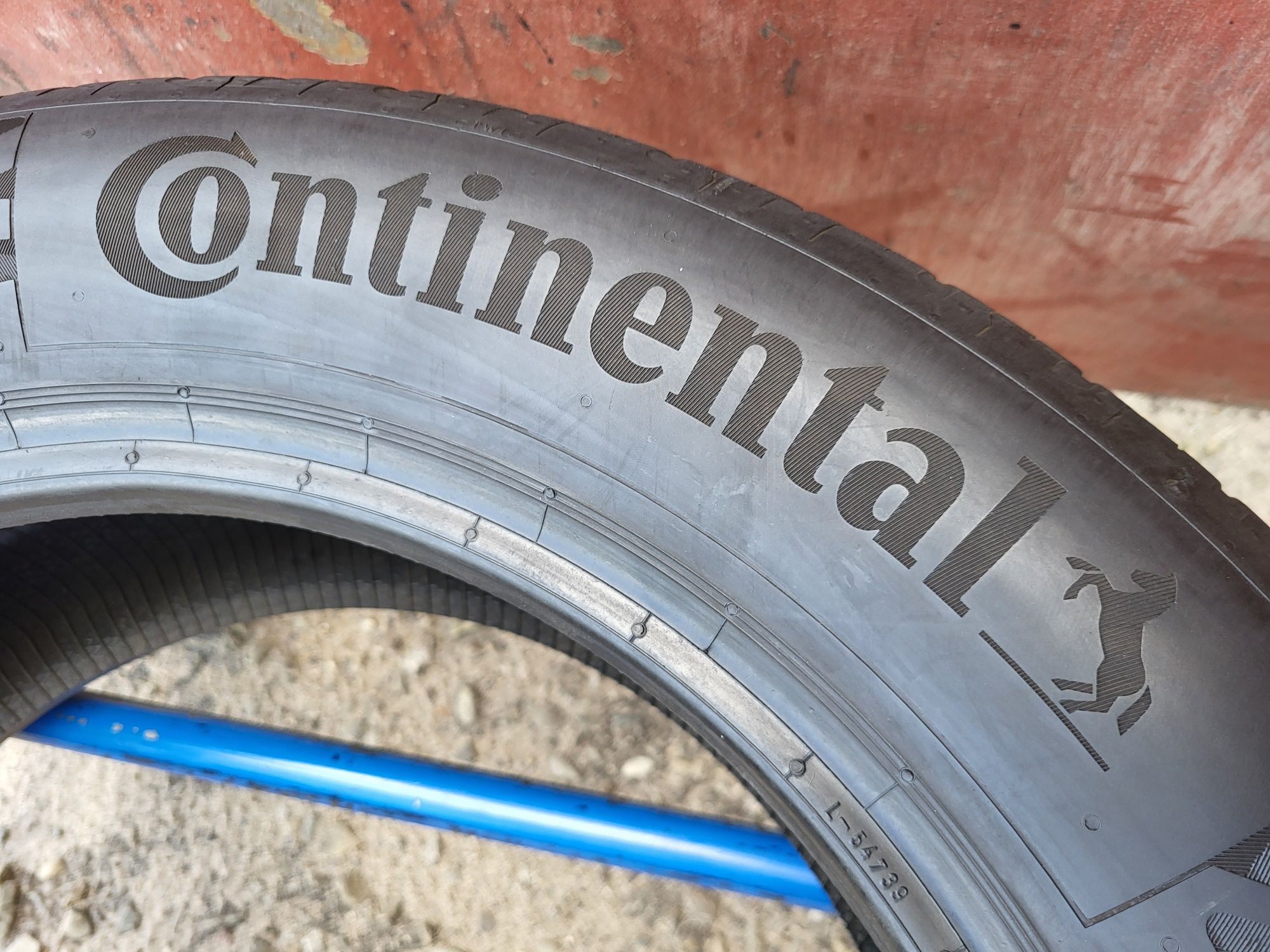 225/55/17 R17 Continental EcoContact 6 4шт ціна за 1шт шини