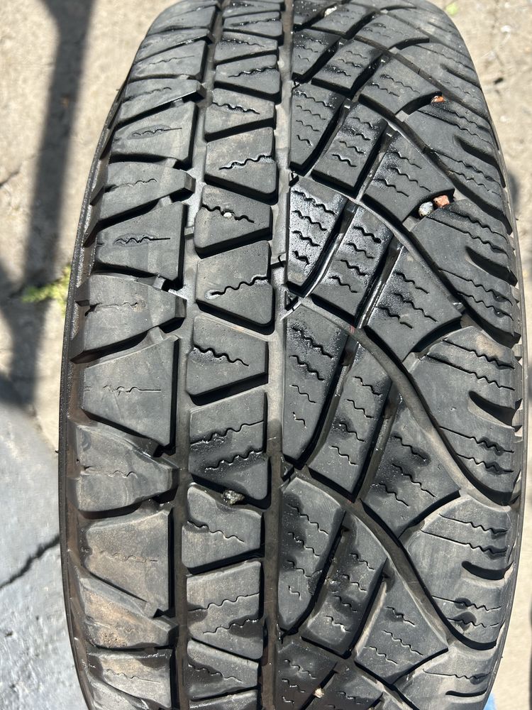 резина MICHELIN 215/65/16