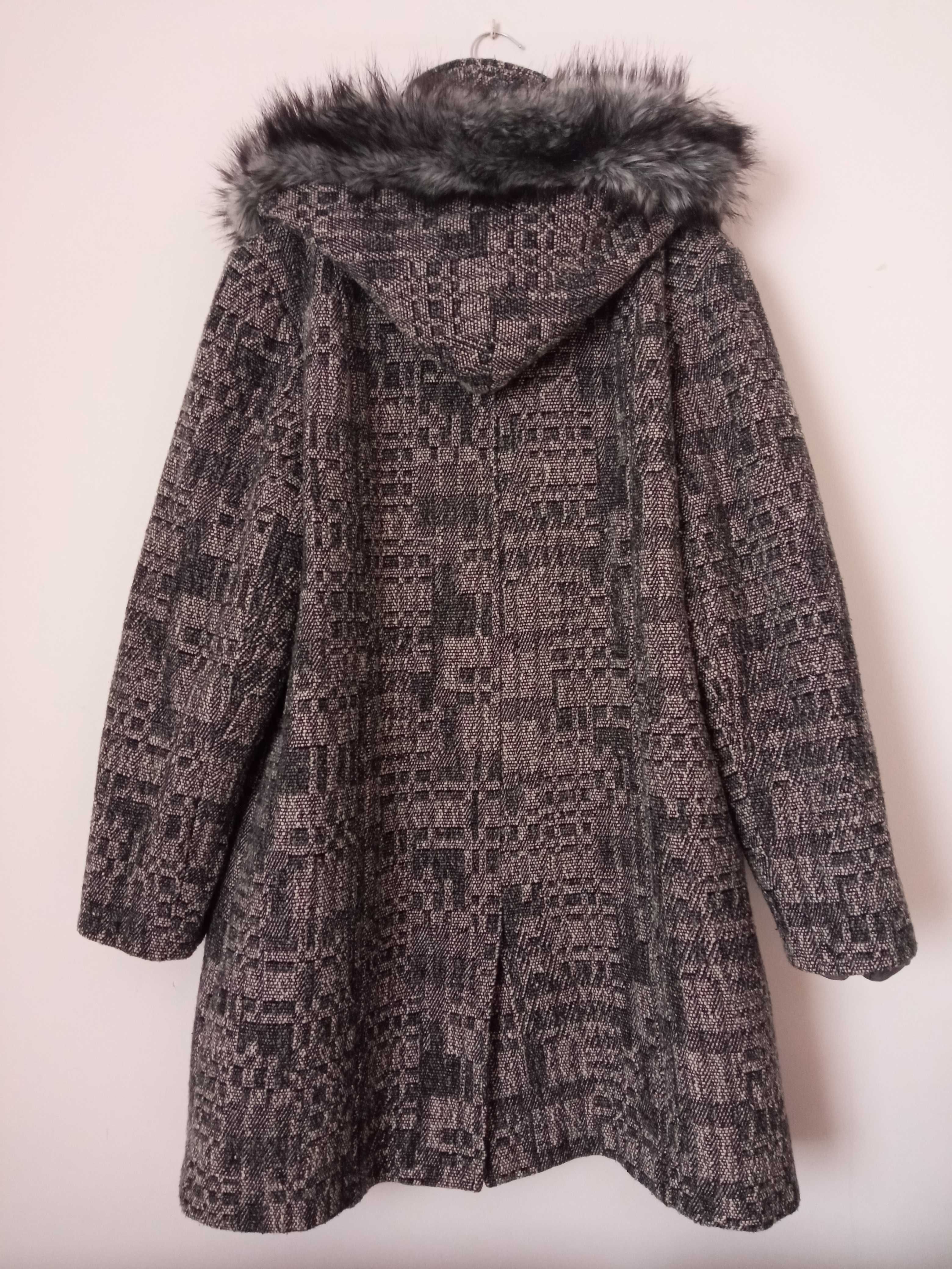 Elegancki zimowy ciepły płaszcz z kapturem 50 5XL
