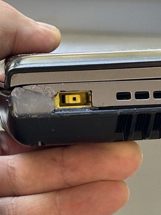 Lenovo Z710 i5 128gb ssd 17