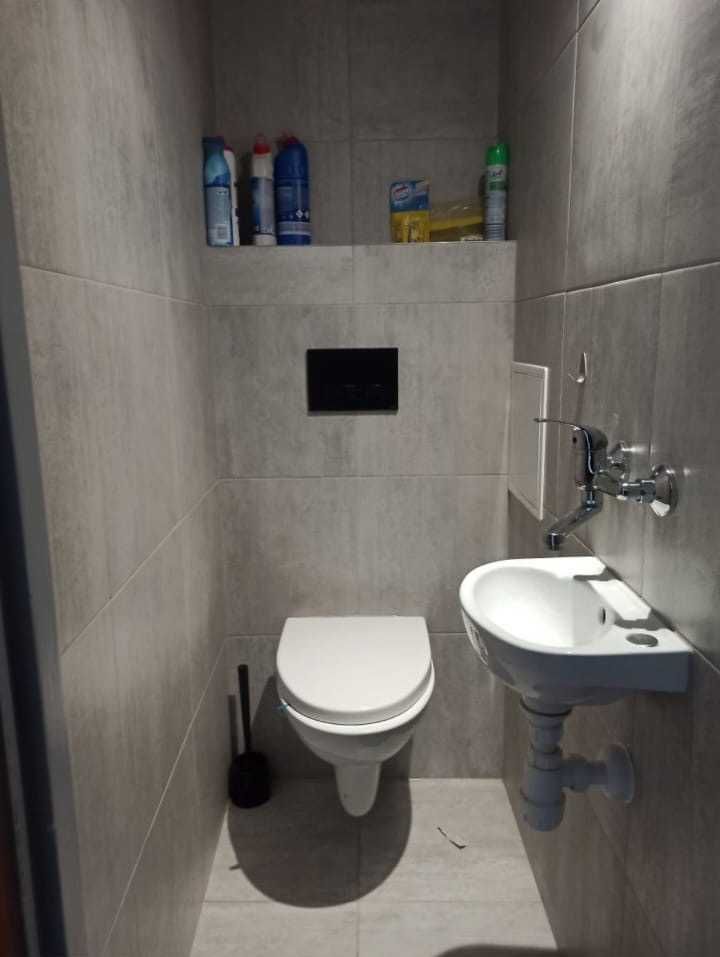 Mieszkanie 64 m², 3 pokoje, ul. Krynicka 64 – blok z windą