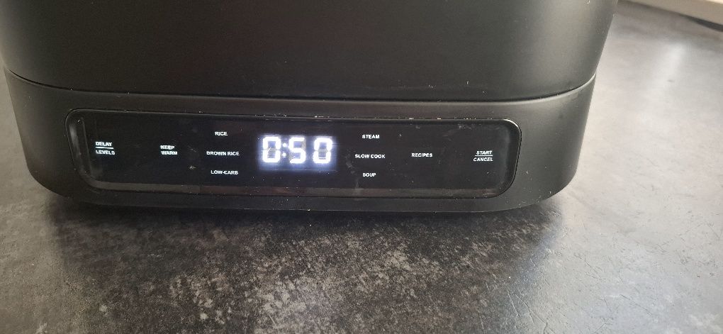 Multicooker  czarny