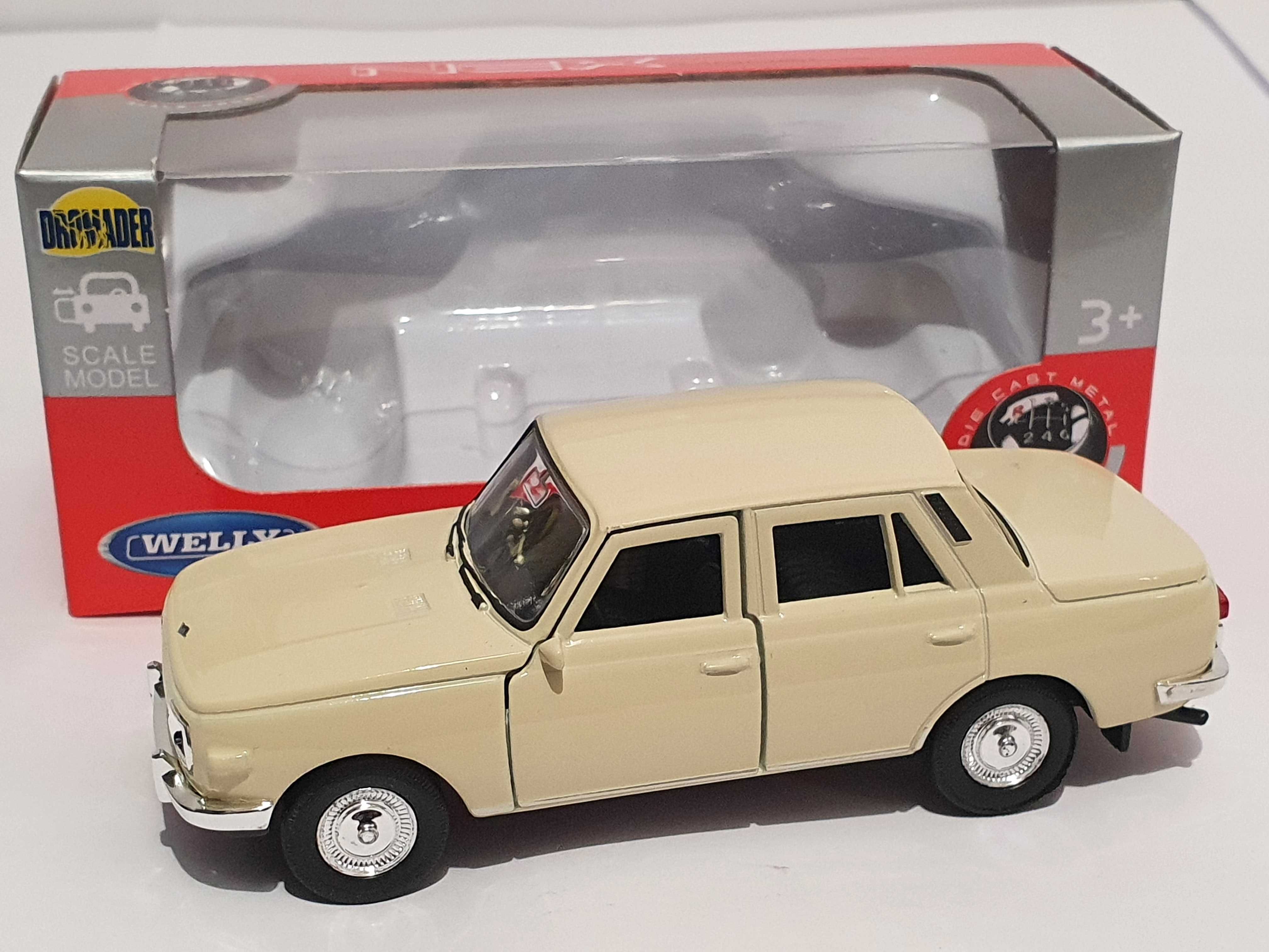 Samochod auto WARTBURG 353 model 1/34 nowy metal