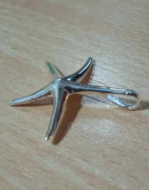 Srebrna zawieszka rozgwiazda Srebro 925 2,35 g Wisiorek gwiazda