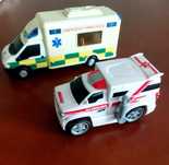 Ambulans matchbox Teama Toys karetka pogotowia auto zabawka