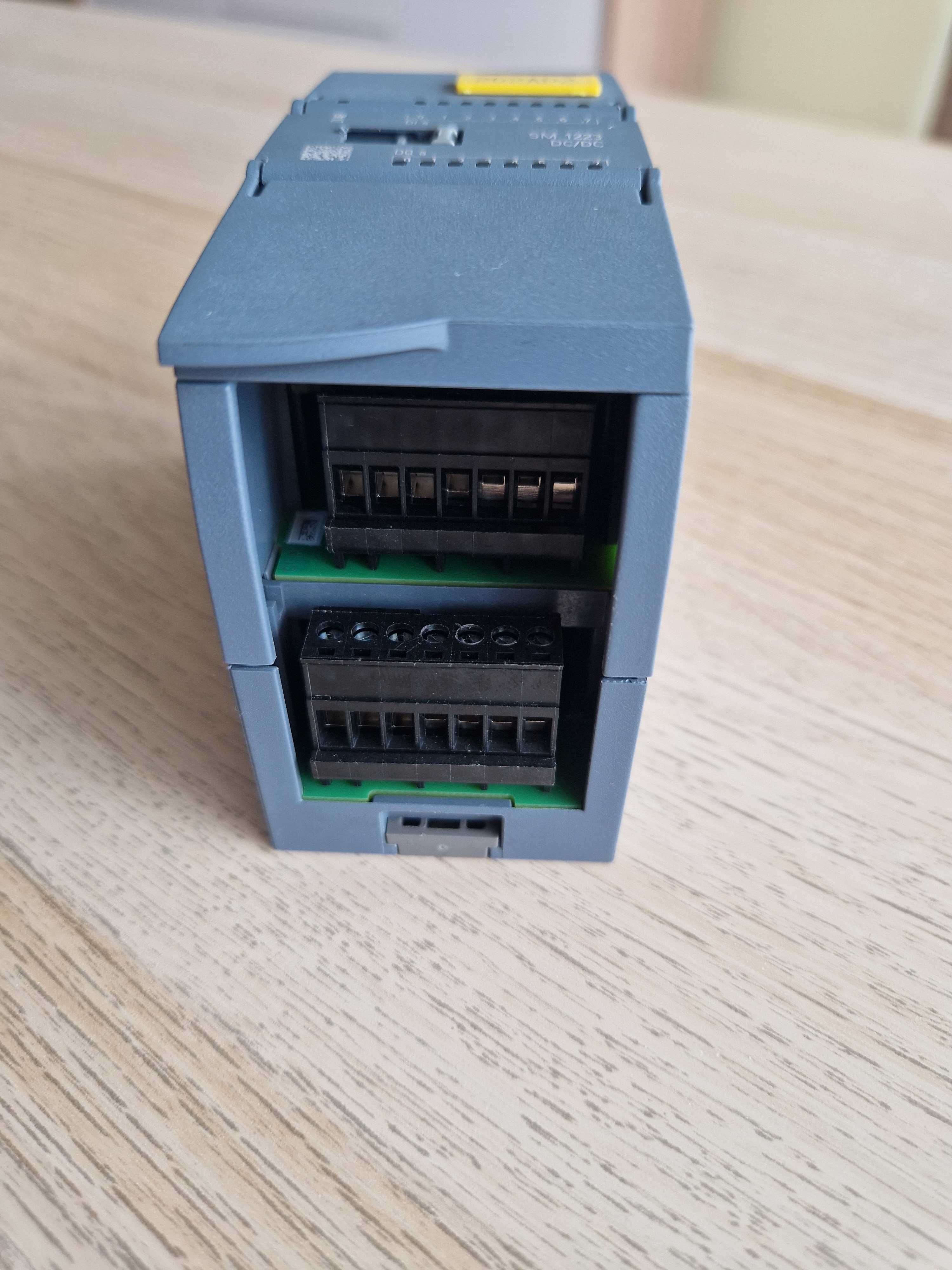 Siemens SIMATIC Moduł 6ES7223-1BH32-0XB0 S7-1200