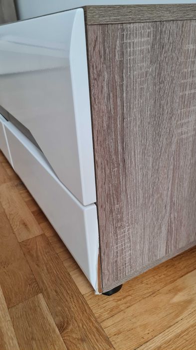Komplet mebli Agata Meble Lionel – biały połysk / dąb truflowy