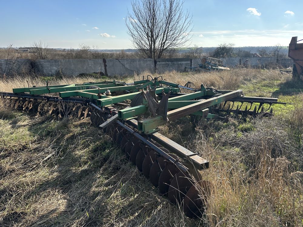 Дискова борона John Deere 800