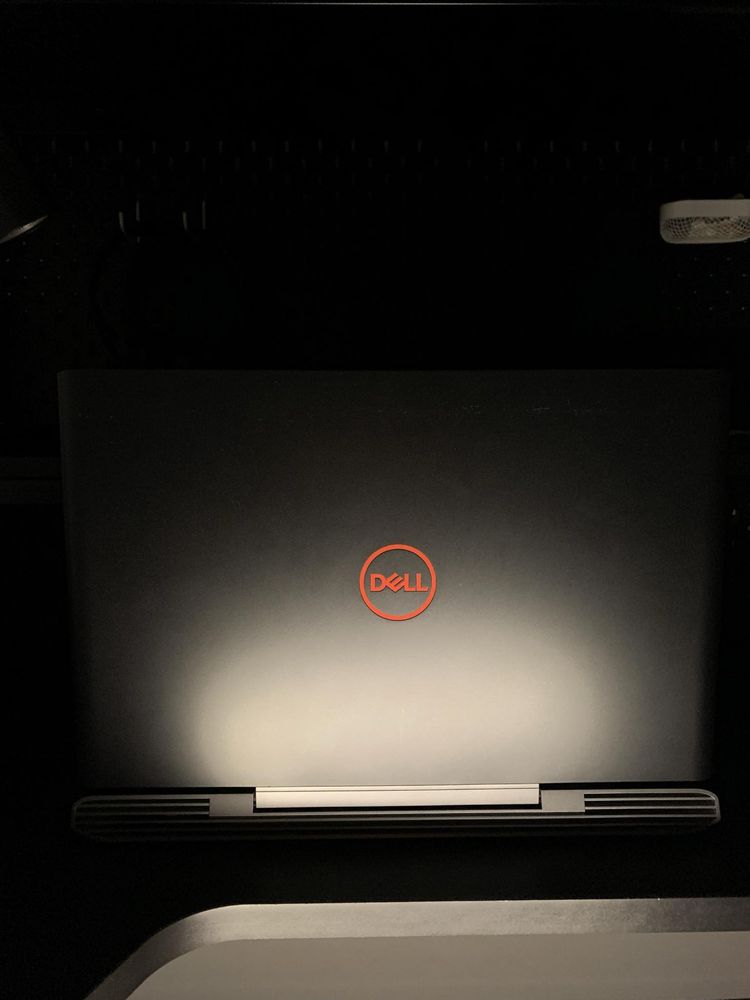 laptop Dell-X Inspiron 7577