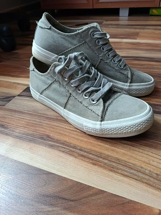 Trampki Cult 40 zadbane