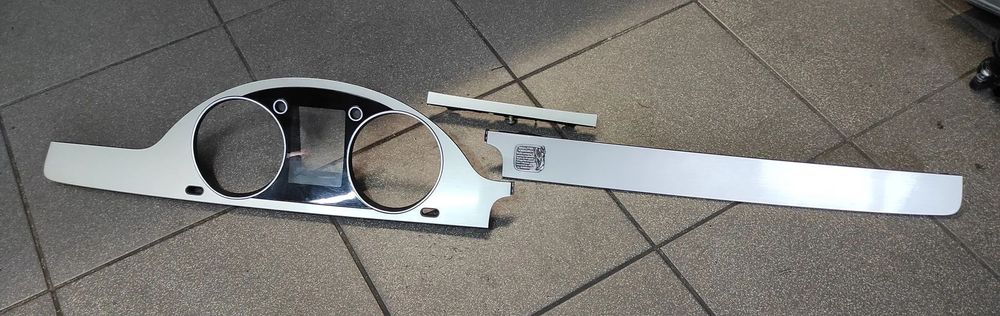 PASSAT B6 LIFT B7 RAMKA DEKOR DESKI OBUDOWA LICZNIKA 3C8858366F