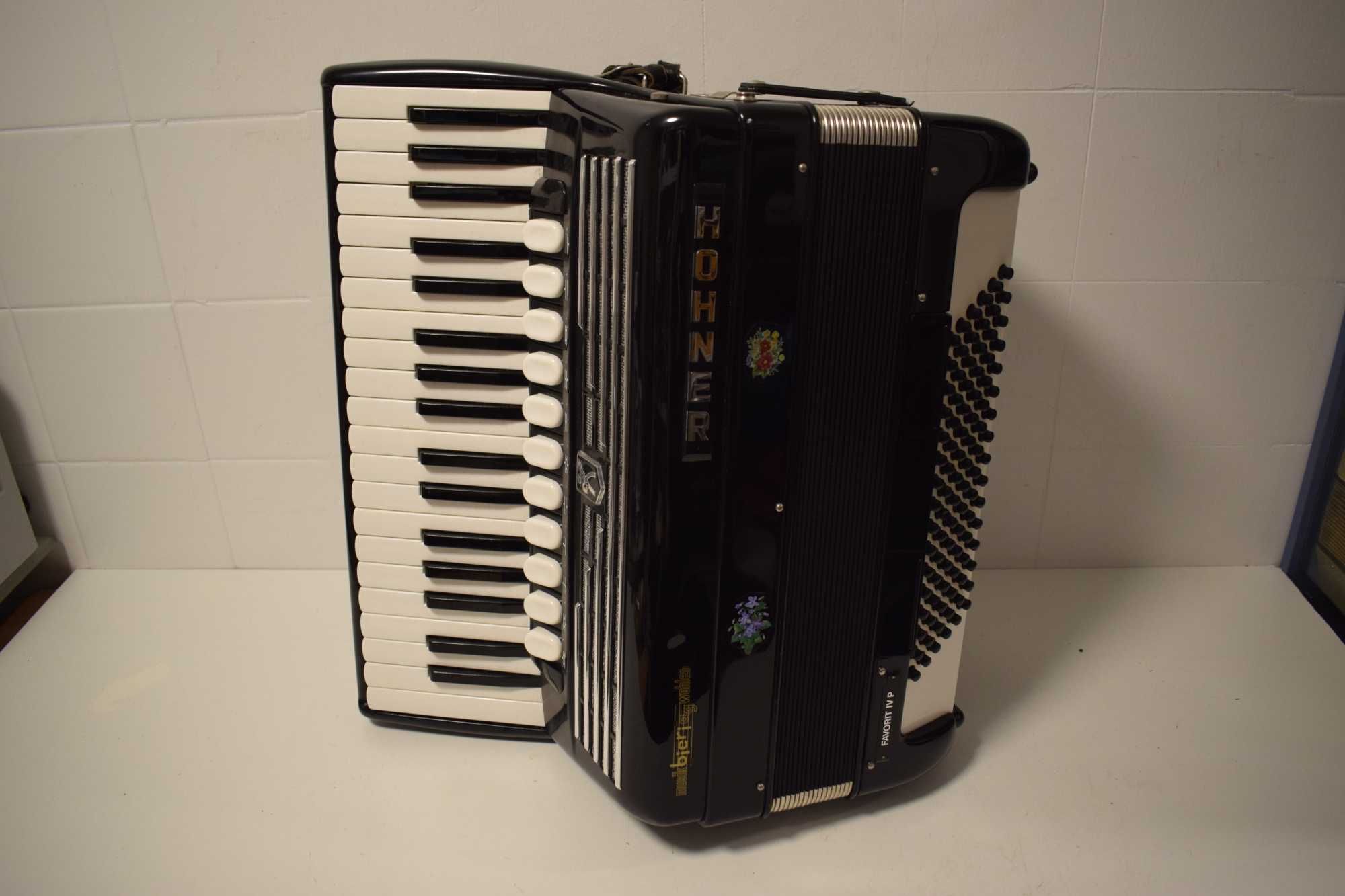 Acordeao Hohner Favorit IV P 4 Voz 96 Baixox, N . 257