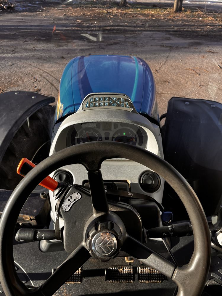 Продам Трактор New Holland T 7060