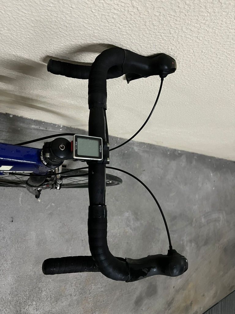 Bicicleta de estrada BH