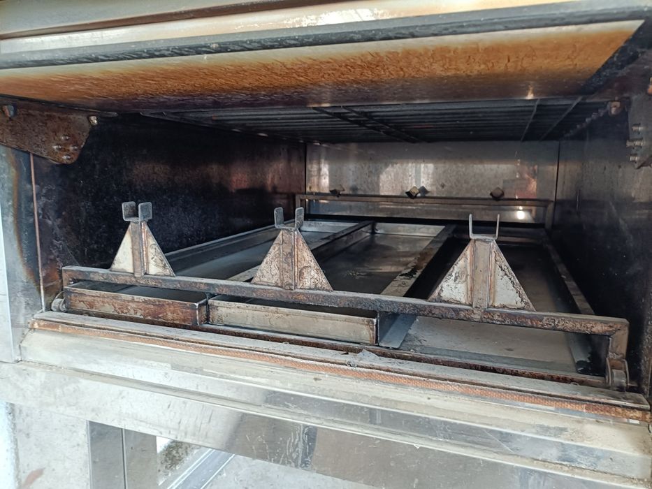 Forno Utilfornos semi-novo para Leitões