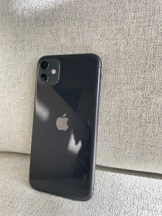 Iphone 11 64gb czarny Stan bdb szkło ochronne