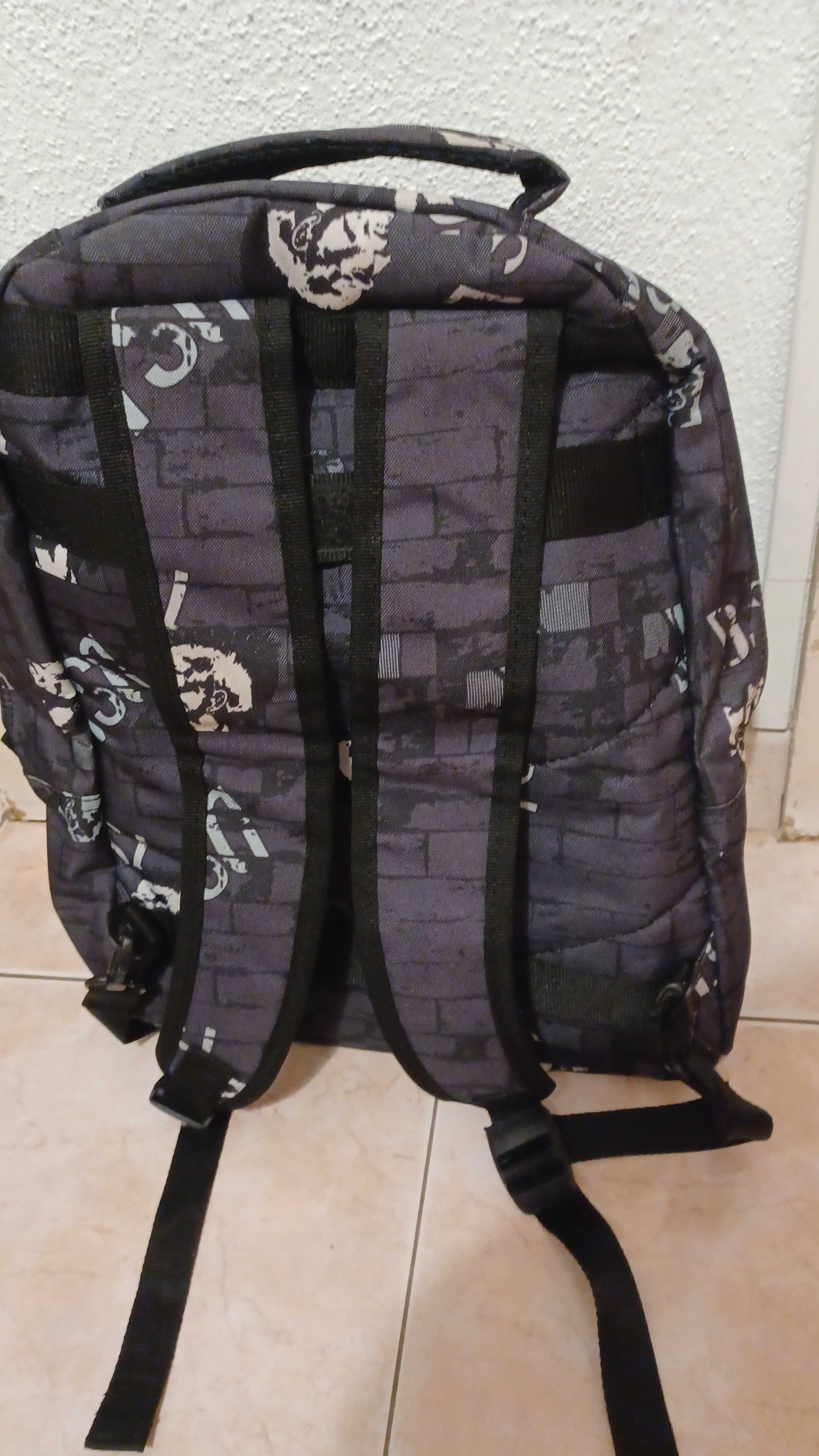 Mochila marca DIESEL