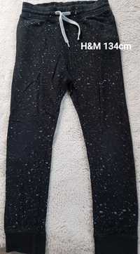 Spodnie dresowe firmy H&M rozm.134 cm