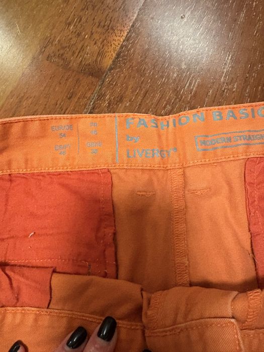 Szorty Livergy 54 czerwone