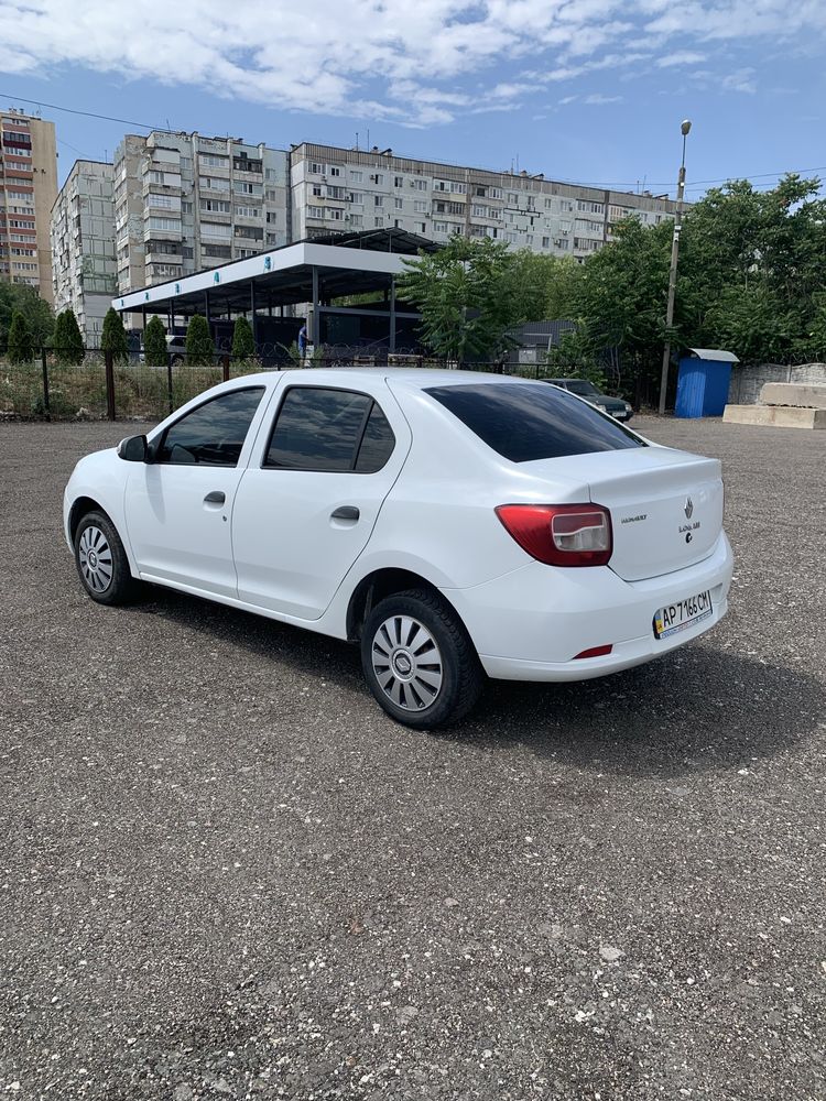 Продам рено логан