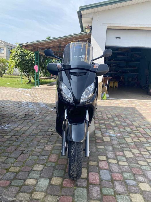 Продам Yamaha X MAX