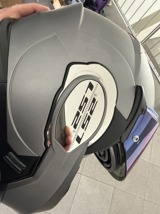 Kask motocyklowy LS2 Valiant