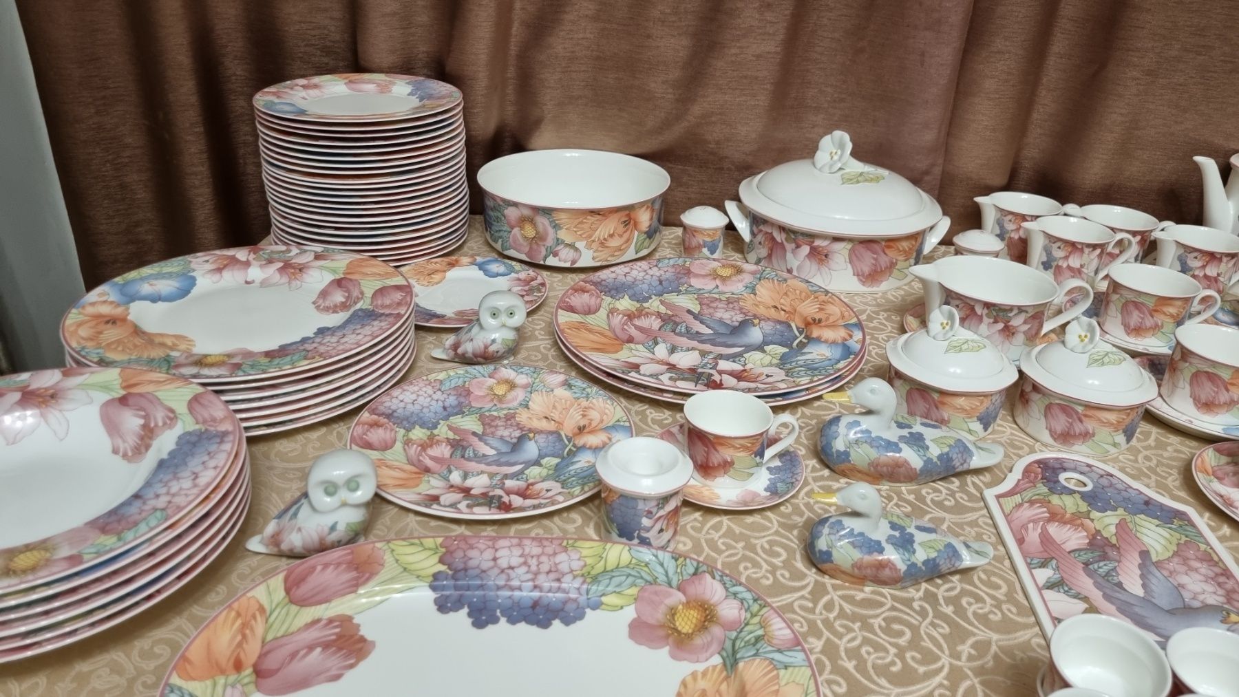 Дуже яскравий та досить рідкісний сервіз Villeroy&Boch Corolla. Поштуч
