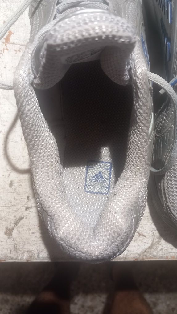 Buty adidas adpreme roz 42