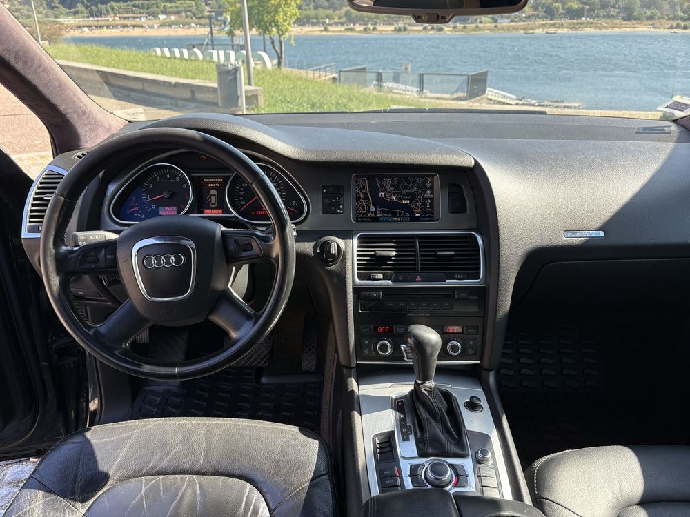 Audi Q7 4200 FSI V8 atmosférico