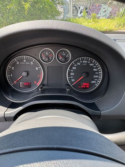 Audi a3 8p 1.6 mpi