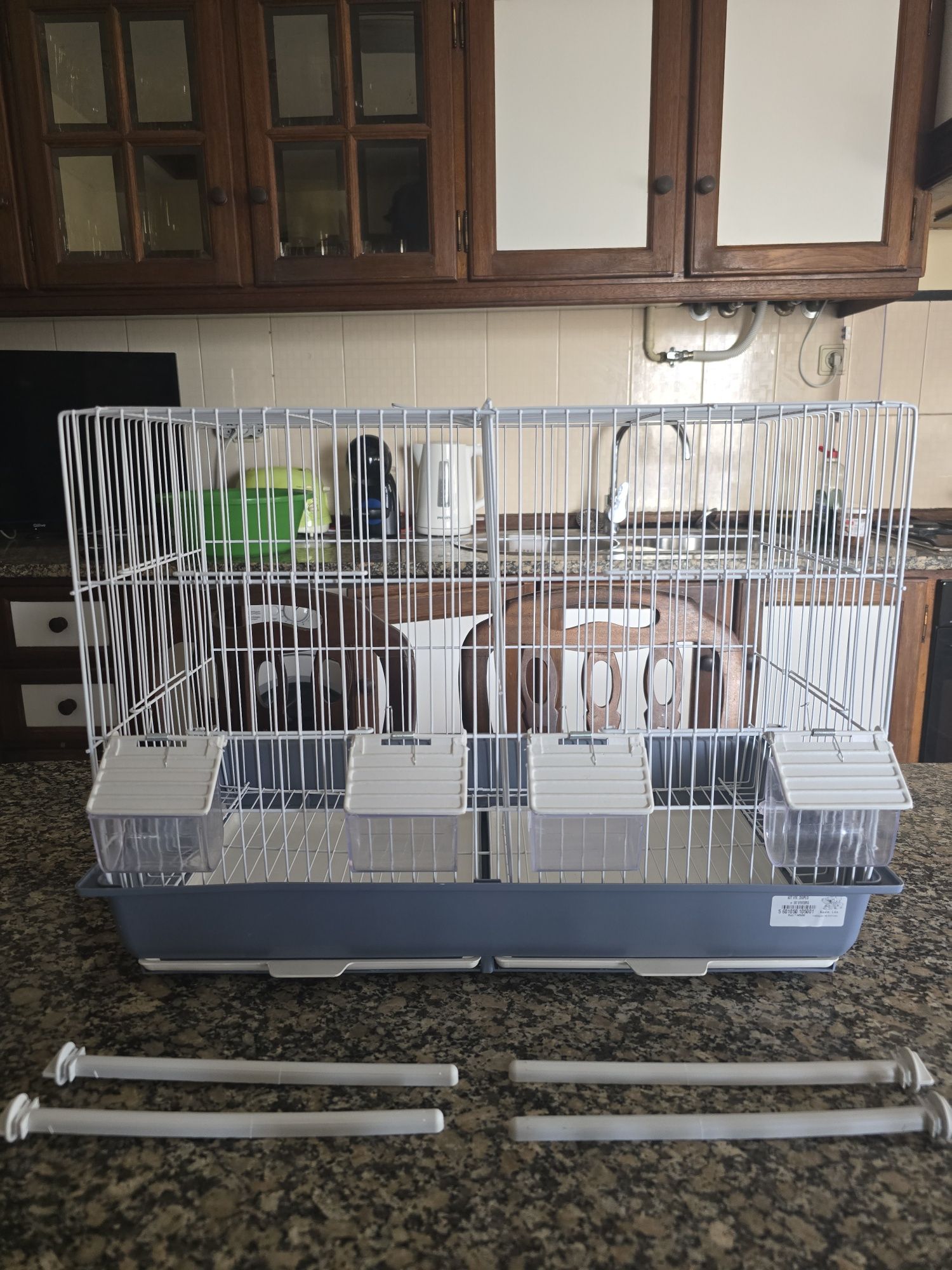 Gaiola para pássaros com separador