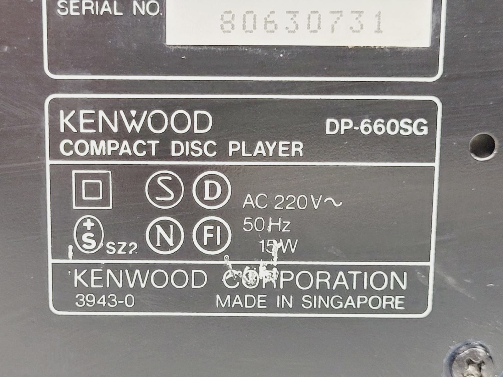 Kenwood DP 660 SG Odtwarzacz płyt CD Vintage czarny
