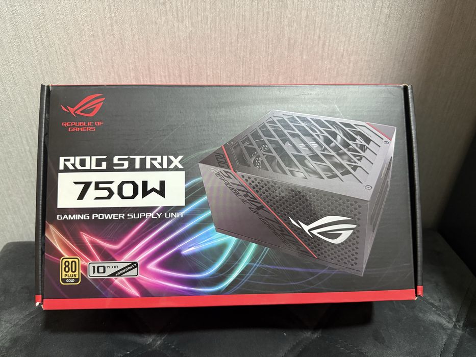 Блок живлення Asus Rog Strix 750W